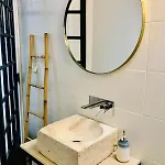 Trendy One Bedroom House, & Lagoon *